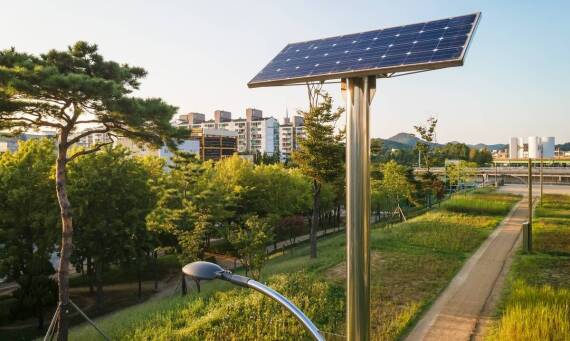 Efektywność energetyczna latarni hybrydowych – analiza korzyści