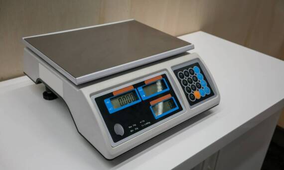 Jak legalizacja wag wpływa na zgodność z przepisami międzynarodowymi?