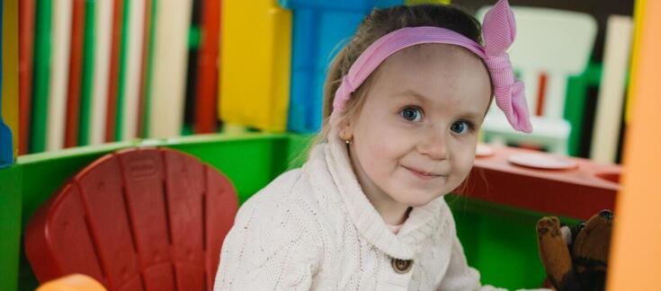 Dlaczego ważne jest przyjazne otoczenie dla rozwoju dzieci w żłobku?