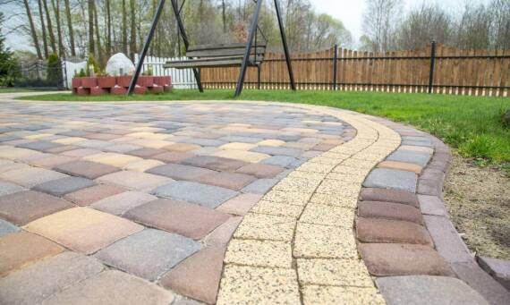 Rękodzieło z kostki brukowej - jak tworzyć unikalne projekty dla domu i ogrodu