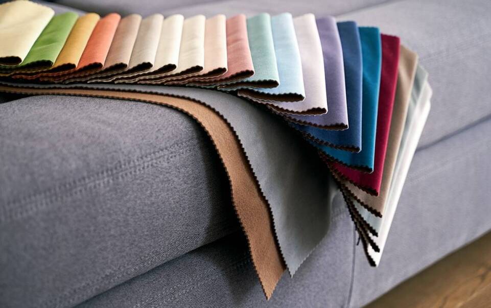 Obrusy na wymiar: Jakie kolory najlepiej komponują się z nowoczesnymi wnętrzami?