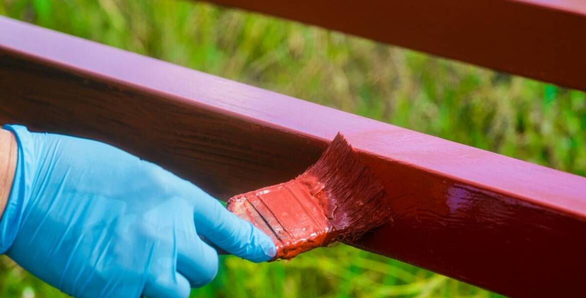 Farba na rdzę w energetyce – jakie korzyści przynosi jej stosowanie?