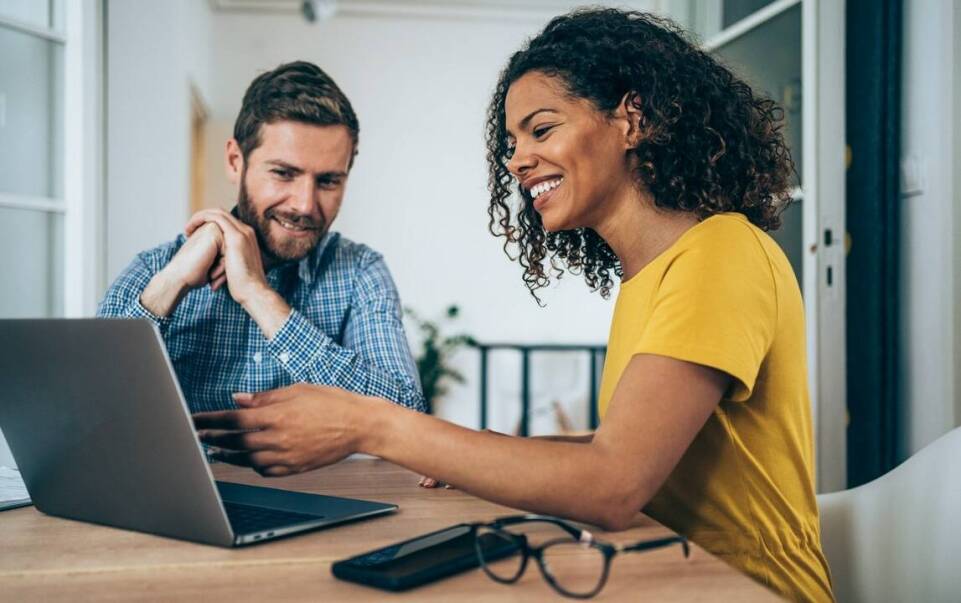 Jakie korzyści płyną z kompleksowej obsługi sprzedaży nieruchomości?