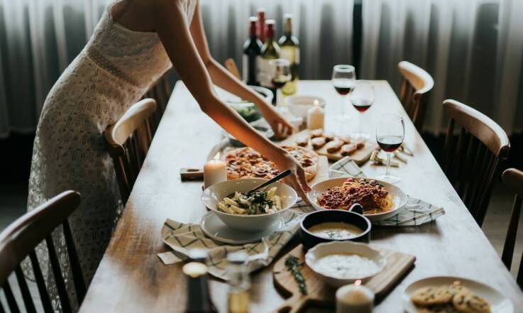 Jakie napoje najlepiej komponują się z potrawami w restauracji?