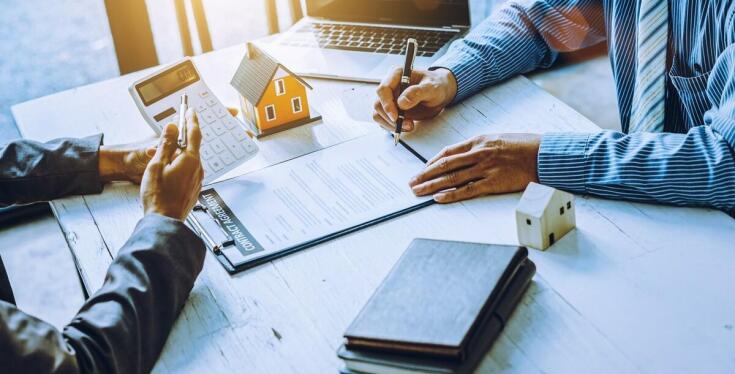 Jak księgowa wspiera przedsiębiorców w przygotowywaniu umów cywilnoprawnych?