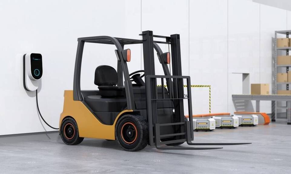 Z jakich elementów składa się stacja ładowania wózków widłowych? 