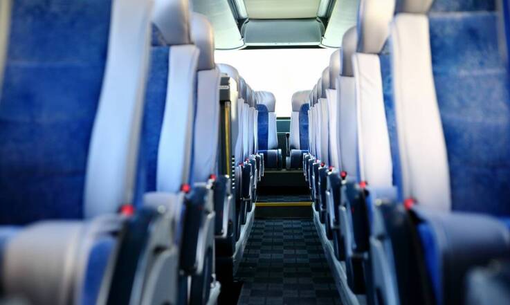 Wynajem busów na wycieczki szkolne – jak zapewnić dzieciom wyjątkowe doświadczenia?