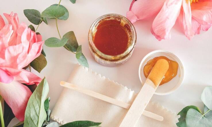 Jak depilacja pastą cukrową wpływa na kondycję skóry?