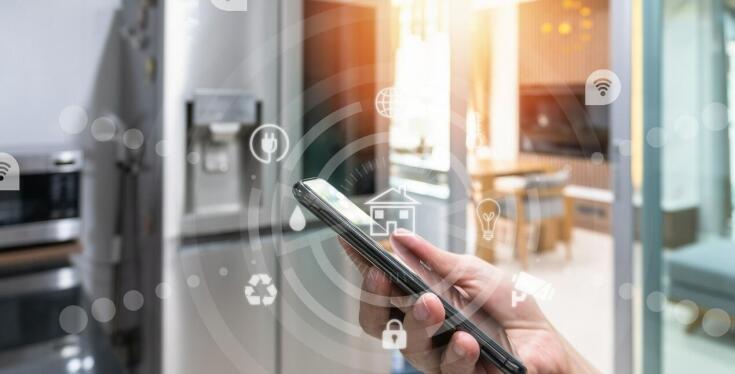 Jakie są zalety wykorzystania zdalnego dostępu do systemów smart home?