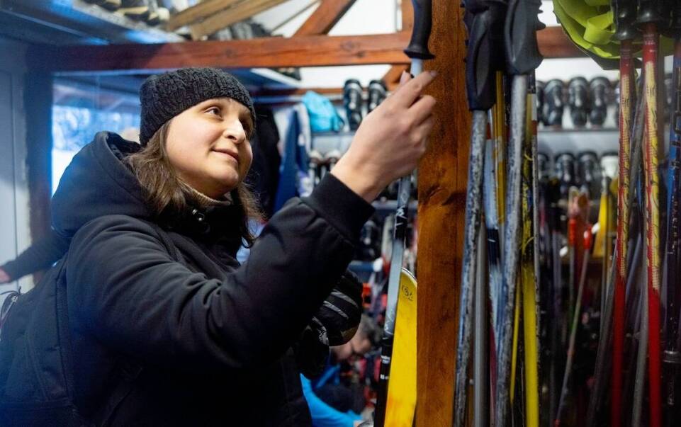 Dlaczego warto wybrać wypożyczalnię sprzętu narciarskiego w Białce Tatrzańskiej na zimowy wypad?