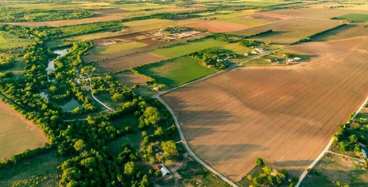 Wycena działek budowlanych – jak uwzględnić lokalizację?