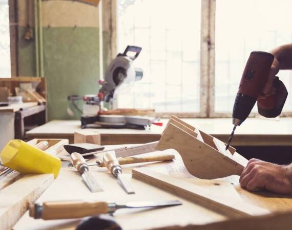 Jak unikać typowych błędów podczas realizacji projektów ciesielskich?
