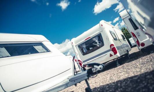 Wpływ jakości materiałów na trwałość przyczep kempingowych całorocznych