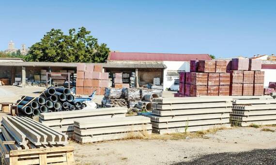 Znaczenie dokładności w robotach konstrukcyjnych podczas przebudowy marketu