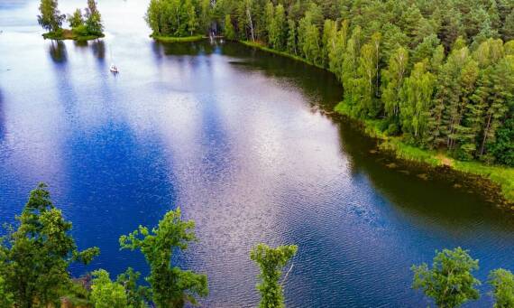 Jakie są różnice w procedurach oceny wodnoprawnej dla różnych typów inwestycji?