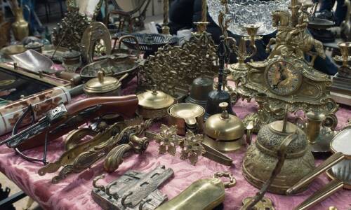 Jakie elementy warto uwzględnić przy projektowaniu lampy z mosiądzu?