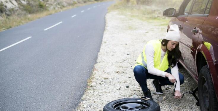 Jakie wsparcie oferują ubezpieczenia assistance dla kierowców?
