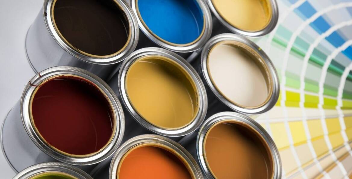 Jak farby do maszyn przemysłowych mogą zwiększyć ich żywotność?