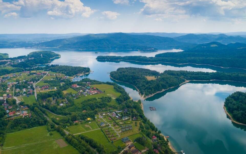 Wyjątkowe imprezy integracyjne w Bieszczadach: odkryj nowe możliwości spędzania czasu