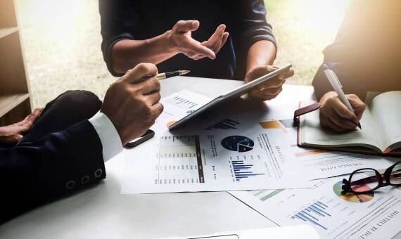 Jakie znaczenie ma profesjonalne podejście do zarządzania finansami wspólnoty?