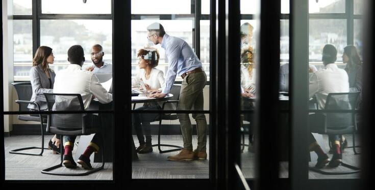 Pośrednik nieruchomości a proces zakupu mieszkań inwestycyjnych