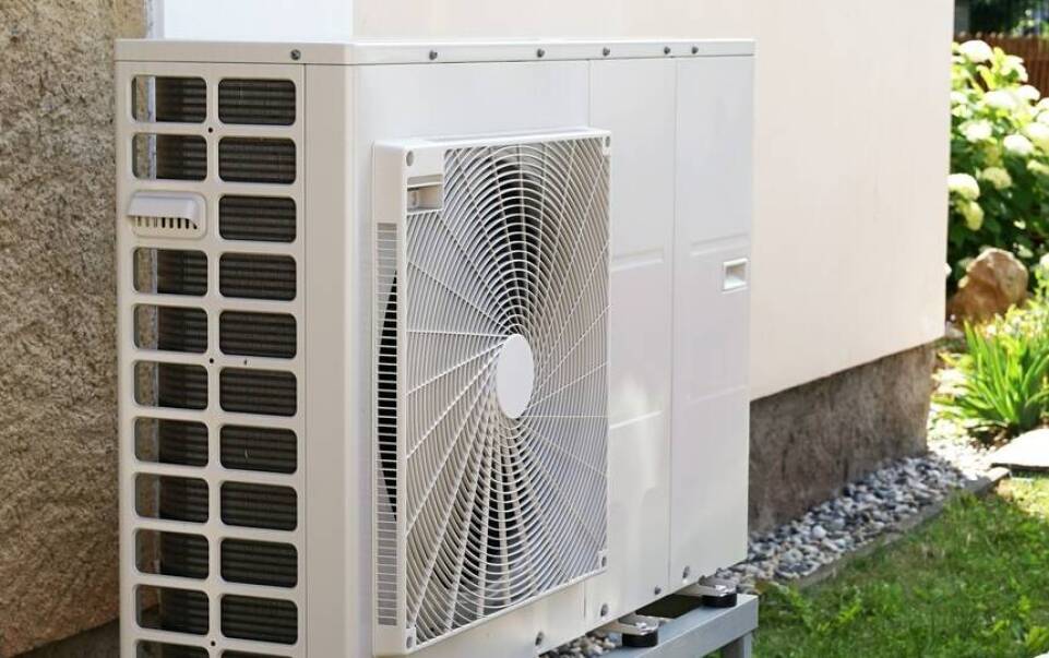 Jakie są korzyści z montażu pomp ciepła w budynkach mieszkalnych?