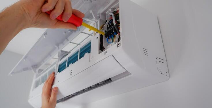 Sezonowe zmiany a działanie klimatyzacji – na co zwrócić uwagę?