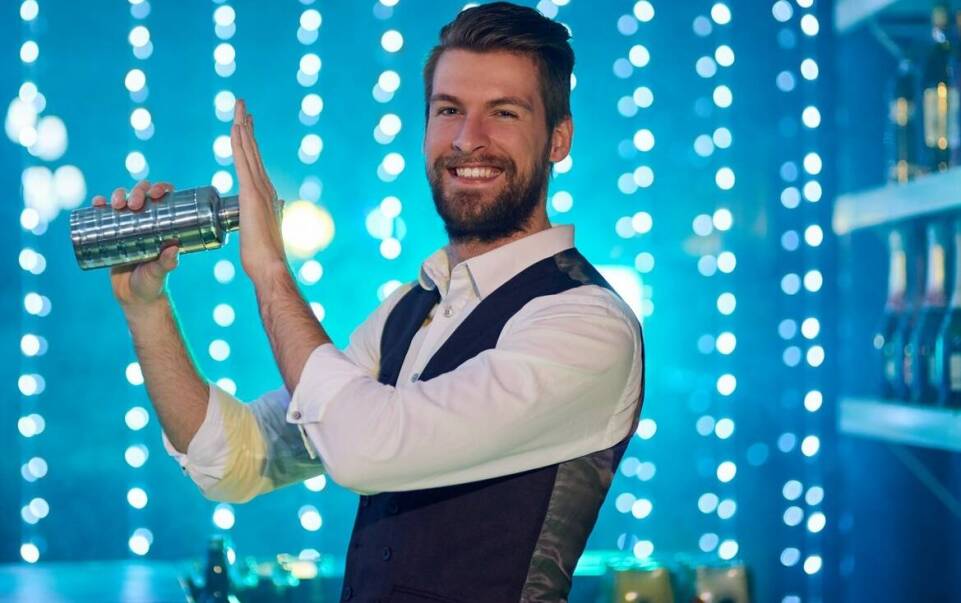 Sztuka miksologii: jak powstają nasze wyjątkowe koktajle?