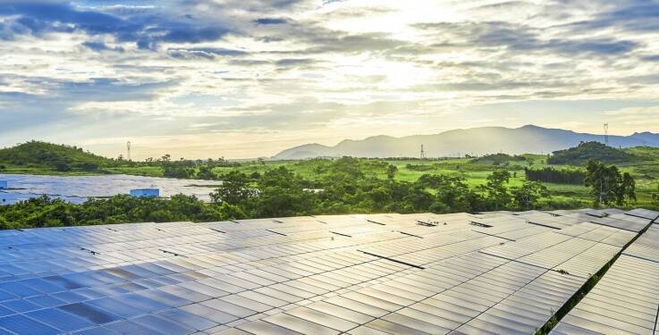 Zrównoważony rozwój w branży spa: Jakie rozwiązania oferują dystrybutorzy sprzętu?