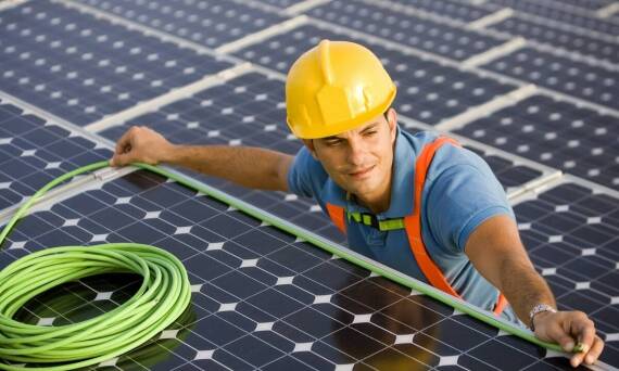 Technologie wspierające montaż instalacji przemysłowych w trudnych warunkach