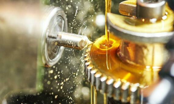 Wpływ olejów syntetycznych na wydajność maszyn przemysłowych