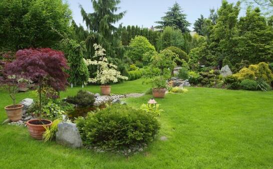 Jak owalne donice betonowe podkreślają charakter ogrodów?