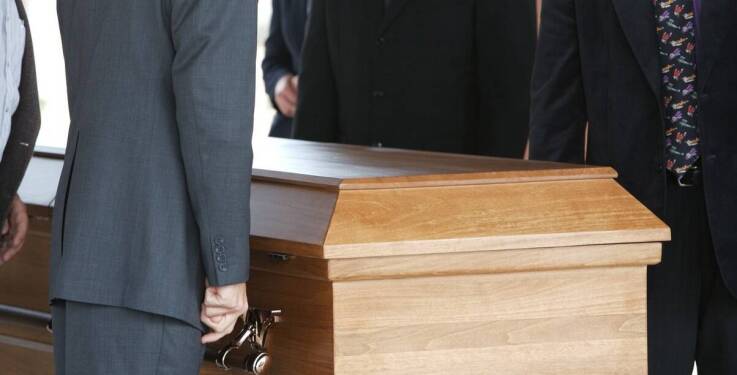 Wybór ceremonii pogrzebowej w zakładzie pogrzebowym Śródmieście