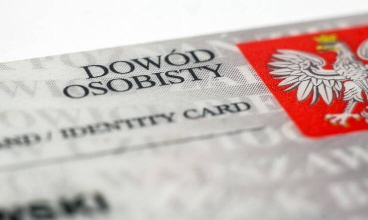Jakie dokumenty są wymagane do potwierdzenia tożsamości u notariusza?