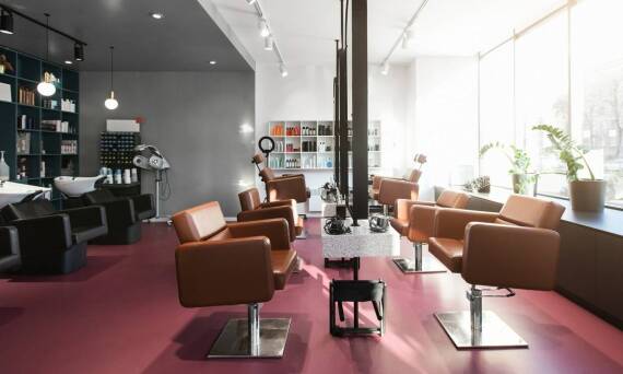 Kreowanie indywidualnego wizerunku przez fryzjerów w Szydłowcu