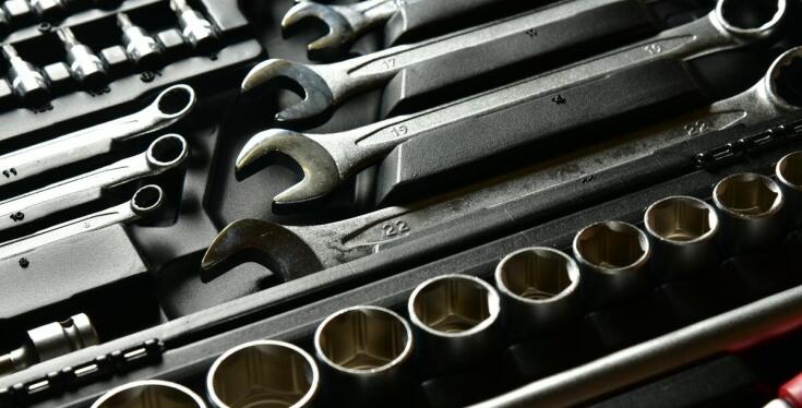 Jakie materiały wykorzystano w produkcji skrzynek narzędziowych?