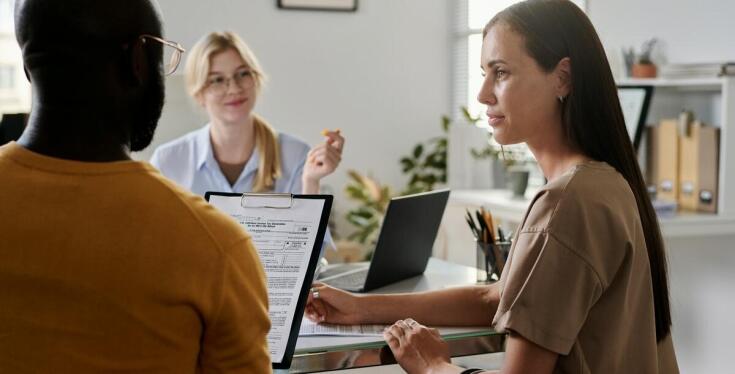 Dlaczego profesjonalne biuro podatkowe jest niezbędne dla dużych przedsiębiorstw?