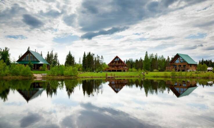 Rodzinne wakacje w Wiciu: domki z placem zabaw i świetlicą