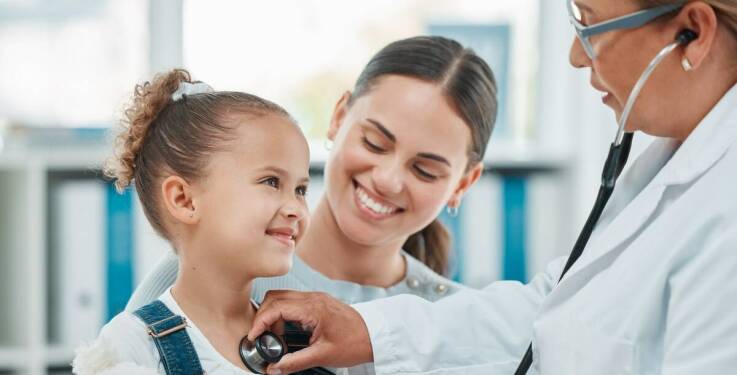 Jakie szczepienia podróżne można wykonać u dzieci?