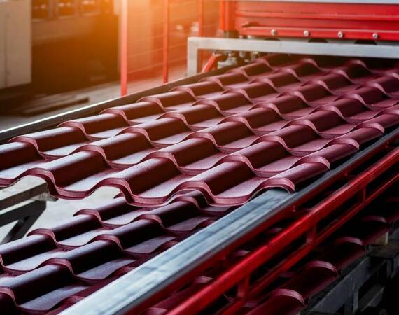 Jakie są koszty eksploatacji dachu pokrytego blachodachówkami?