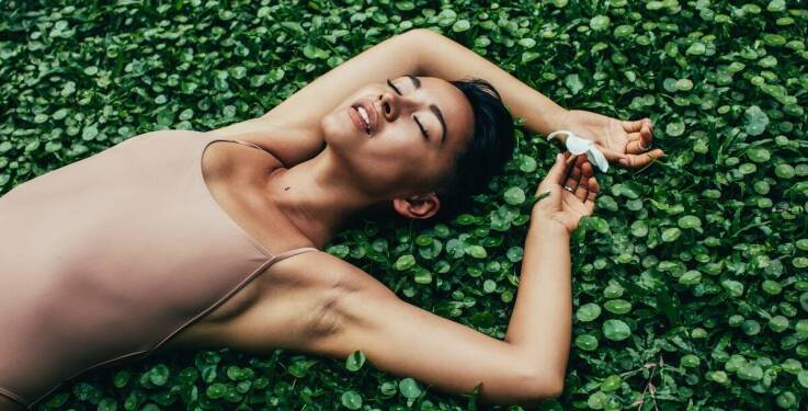 Jak medytacja 10 min wpływa na naszą kreatywność?