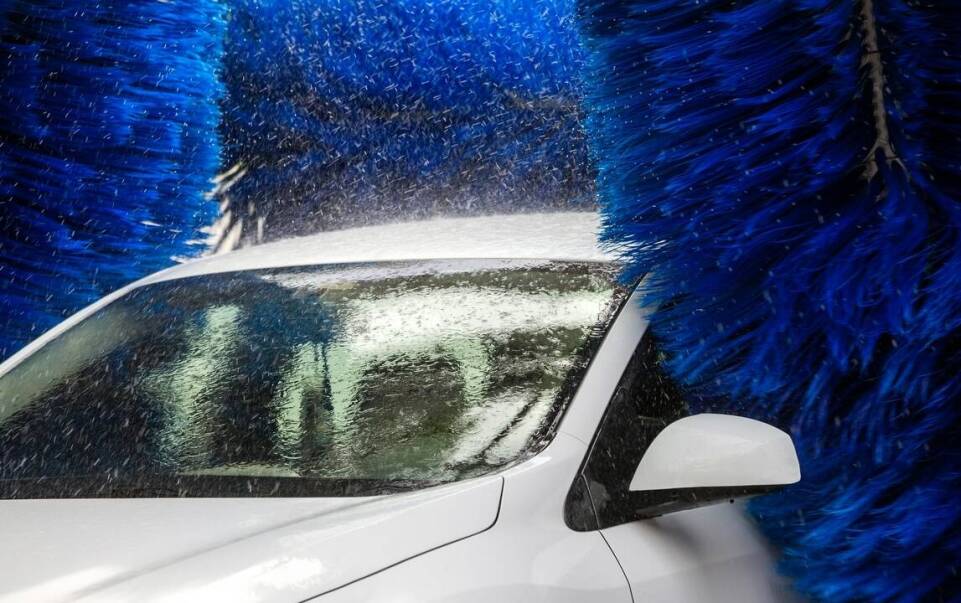 Jakie są zalety korzystania z auto myjni bezdotykowej w Bydgoszczy?