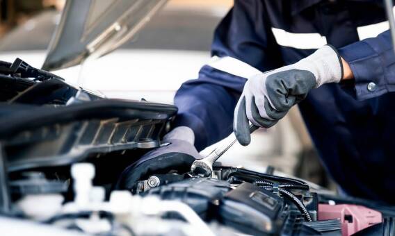 Jakie są objawy wskazujące na potrzebę wodorowania silnika?