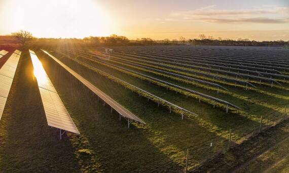 Fotowoltaika w rolnictwie – korzyści dla gospodarstw rolnych
