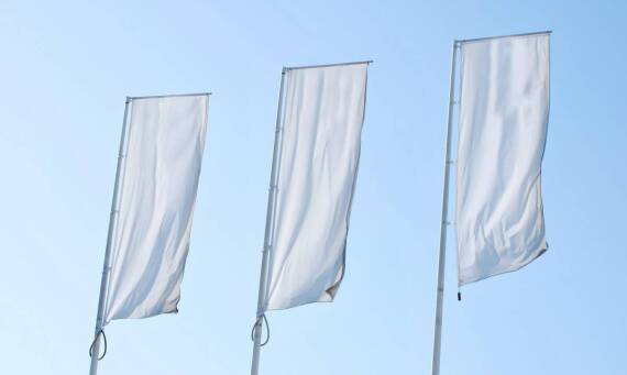 Maszty flagowe z włókna szklanego dla instytucji religijnych - zastosowanie i korzyści