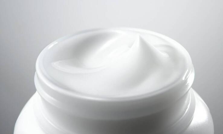 Jak technologia skin glass wpływa na pielęgnację skóry?