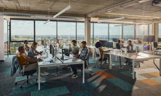 Jak rozliczenia PFRON mogą obniżyć koszty zatrudnienia osób niepełnosprawnych?