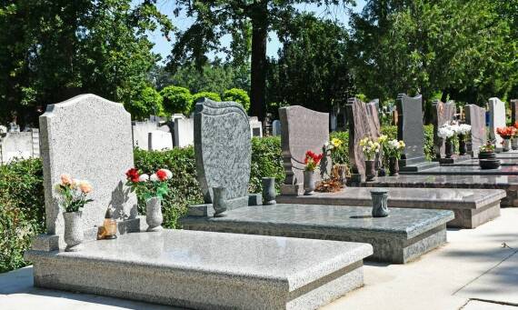 Fotorealistyczne wizualizacje 3D – jak pomagają w wyborze nagrobka?