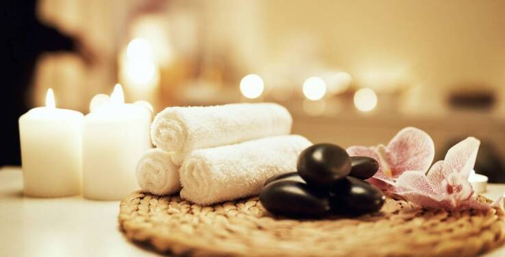 W jaki sposób technologia wspiera walkę z oznakami starzenia się skóry?