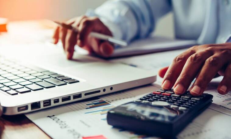 Leasing dla firm transportowych: jak sfinansować flotę pojazdów?